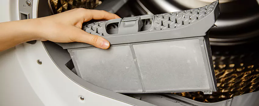 Signs Of A Clogged Dryer Lint Trap in Buffalo, New York
